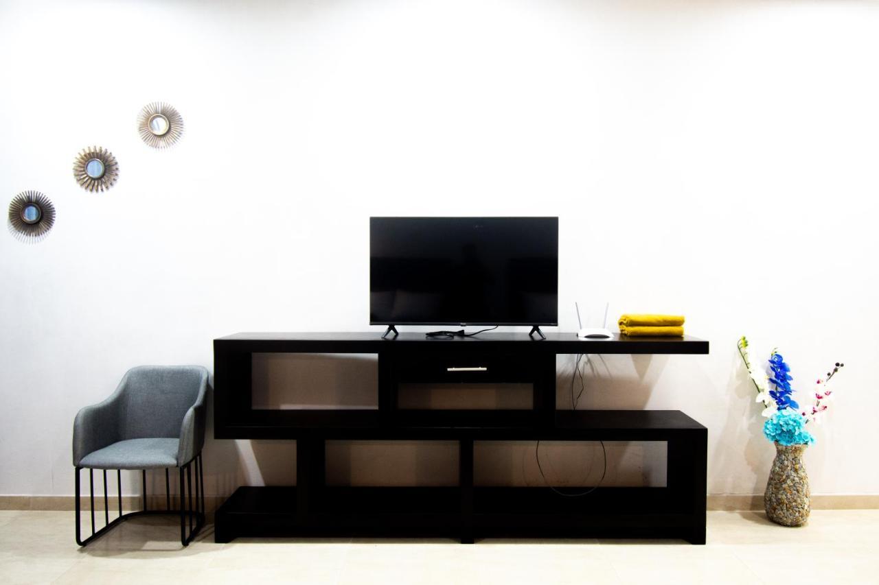 Hotel Casa Tortuga Tulum - Cenotes Park Inclusive Eksteriør bilde A TV stand