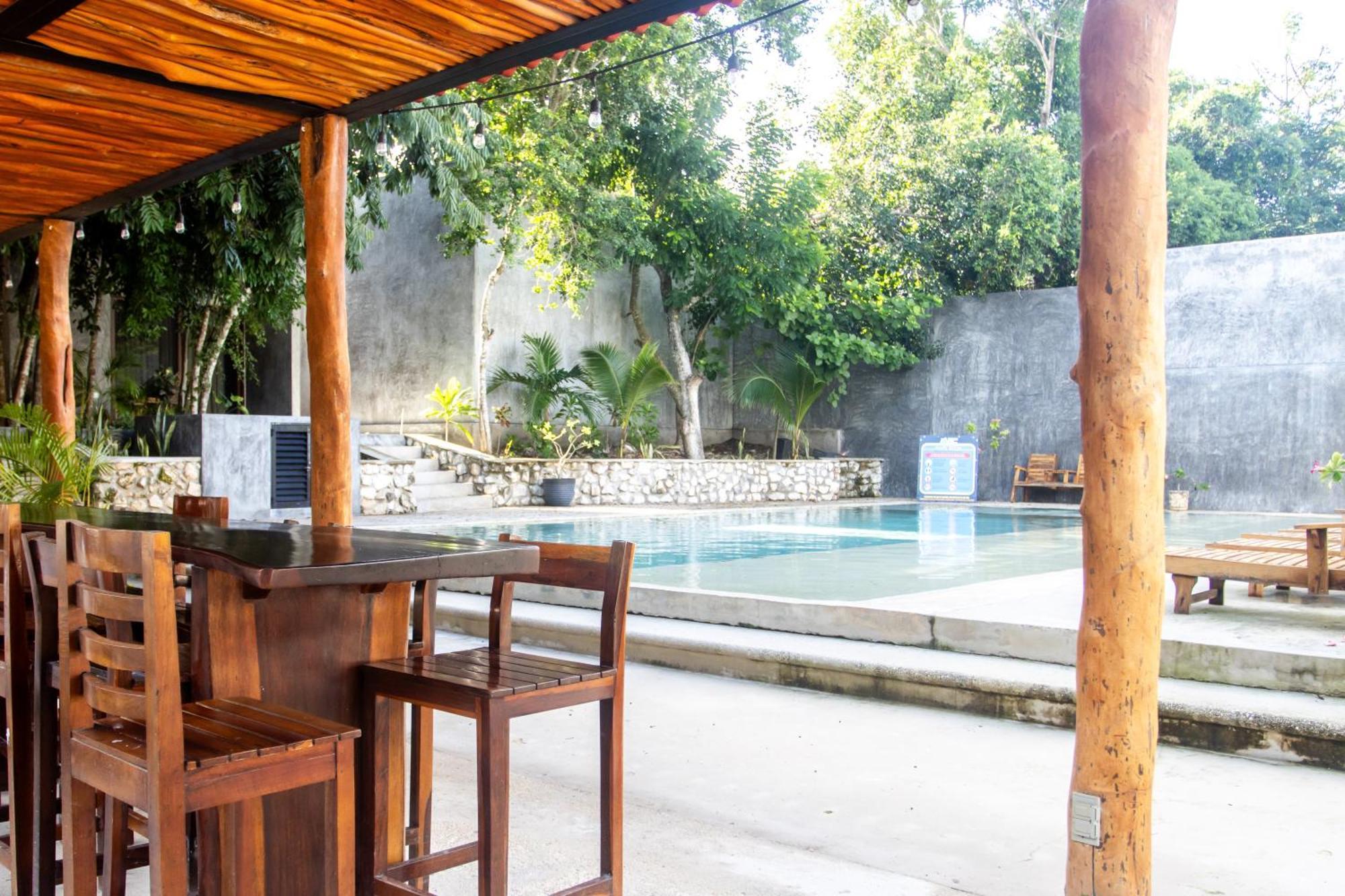 Hotel Casa Tortuga Tulum - Cenotes Park Inclusive Eksteriør bilde The pool at the hotel